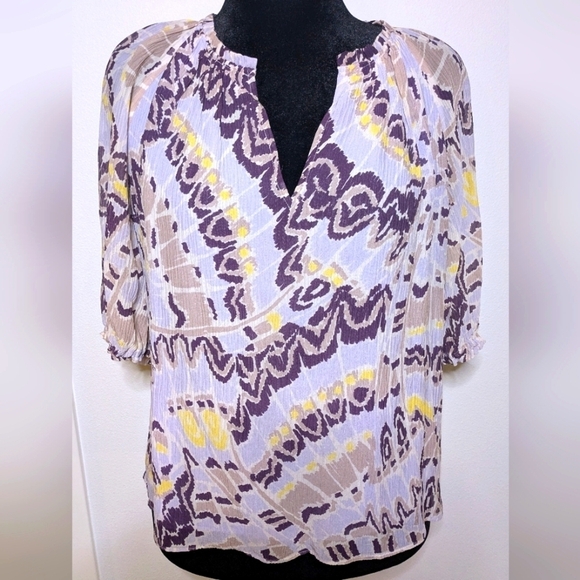 Marie Oliver Tops - Marie Oliver Women's silk Blouse Top Abstract Print Gauzy Size S Short Sleeve